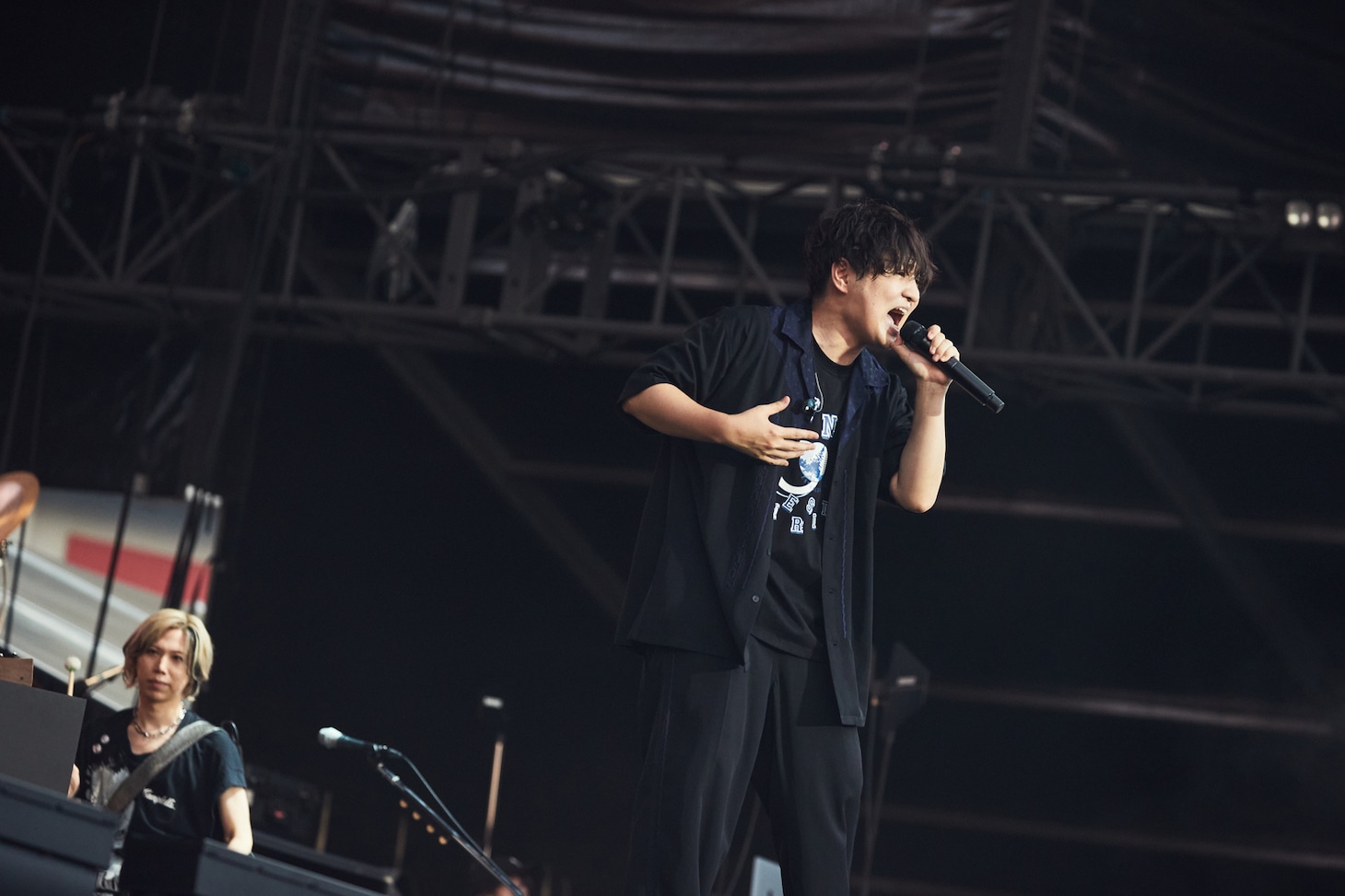 Official髭男dism