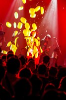 「なかねかなふるさと納税 ～完売したら、なかねが北海道まで行ってみんなのためにとうもろこしを収穫してくるライブ～」の様子。（Photo by "SUGI" Yuya Sugiura）