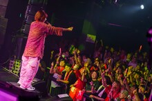 「なかねかなふるさと納税 ～完売したら、なかねが北海道まで行ってみんなのためにとうもろこしを収穫してくるライブ～」の様子。（Photo by "SUGI" Yuya Sugiura）