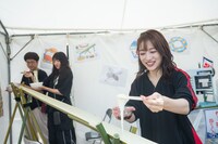 念願の流しそうめんにありついた桜木心菜。