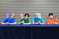 “ドラマ班”のカイ、タクヤ、アロハ、ハル（左から）。