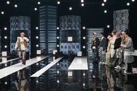 ユーキを見守るメンバー。