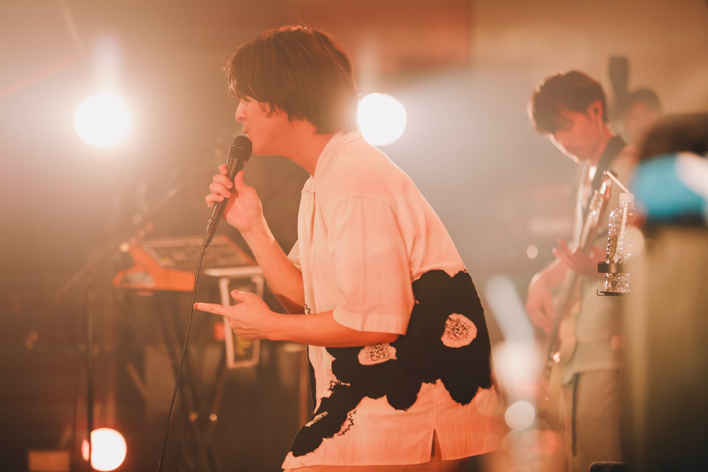 井上竜馬（Vo, Key / SHE'S）（撮影：タマイシンゴ）