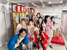 ナインティナインとHearts2Hearts。©フジテレビ