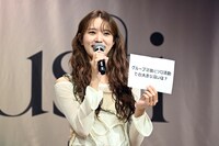 「隣にいてくれるメンバーがいないところ」と語るyousti。