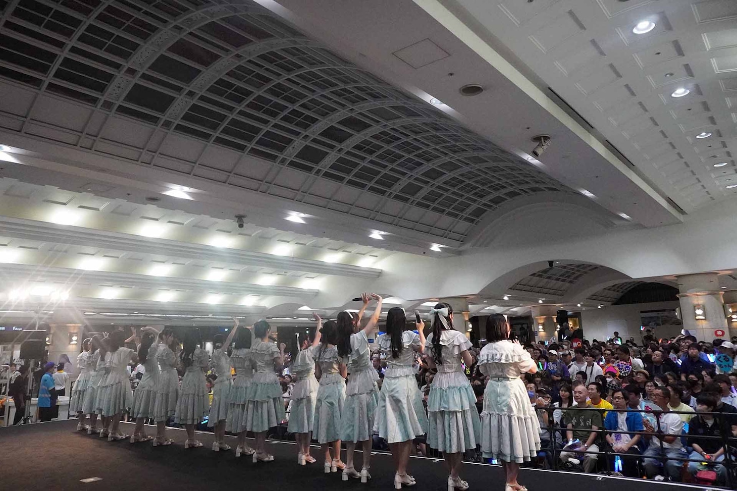 STU48「傷つくことが青春だ」発売日当日イベントの様子。©STU/KING RECORDS