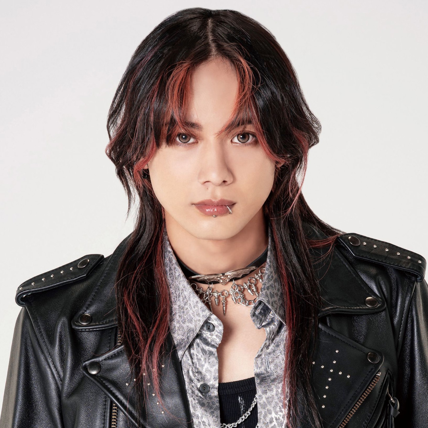 藤林泰也演じるアイ。©沖田有帆／ホーム社・ＮＢＣユニバーサル・エンターテイメントジャパン