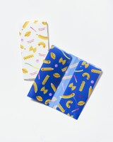 チケットホルダー（各880円）