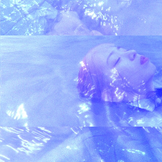 ぷにぷに電機「海を feat. Sara Wakui」配信ジャケット