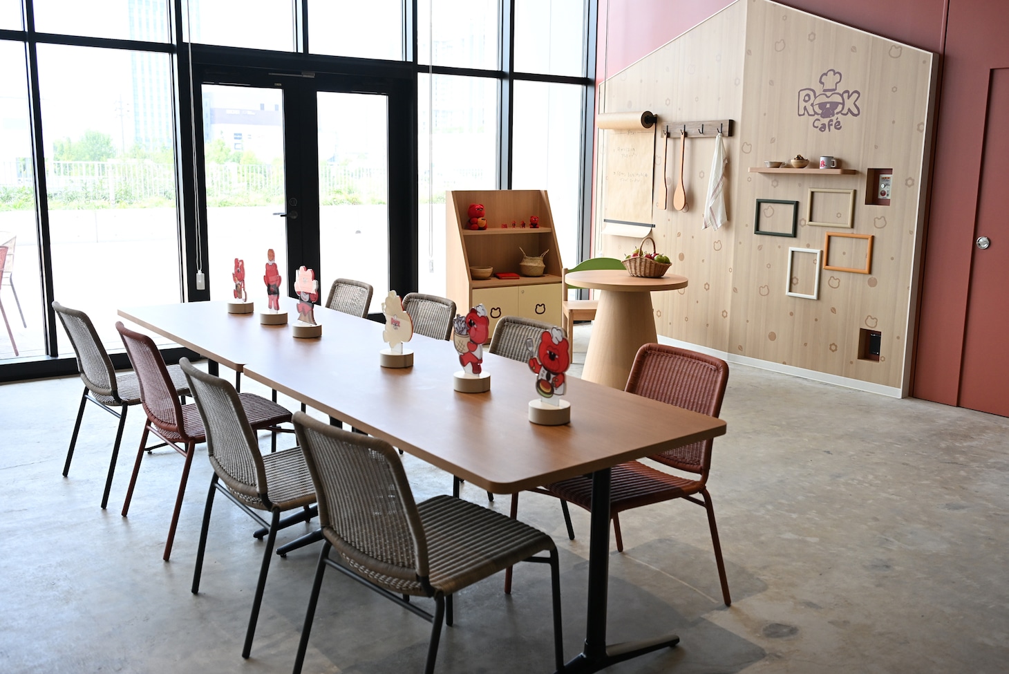 アルバルク東京の公式マスコットキャラクター・ルークの世界観をモチーフとしたROOK Cafe。