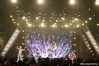 パンダドラゴンによるパフォーマンスの様子。