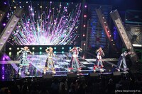 パンダドラゴンによるパフォーマンスの様子。