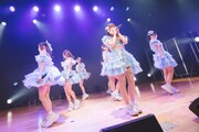 「フューチャーサイダー新体制お披露目ライブ ～出ずる日蕾む花～」の様子。（撮影：ワタナベ タイシ）