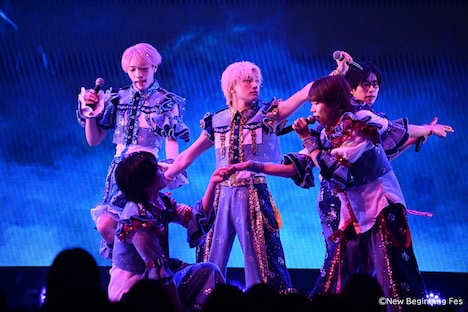 パンダドラゴンによるパフォーマンスの様子。