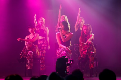 「SPiN ONEMAN LIVE『The SPiN World ～ 魂 Tamashi ～』」大阪・Yogibo META VALLEY公演の様子。