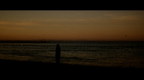 柴咲コウ「かたち あるもの」オフィシャルプロモーションビデオより。