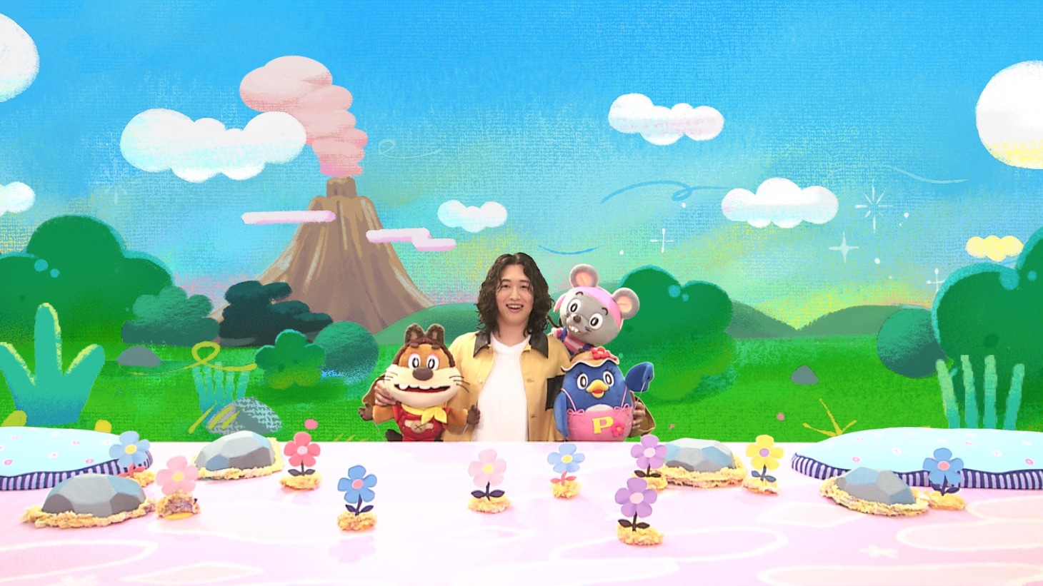 キタニタツヤ、じゃじゃ丸、ぴっころ、ぽろり。©「にこにこ・ぷん NEO」製作委員会／スタジオじゃぴぽ