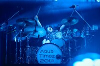 TASSHI（Dr）（Photo by Kiyoaki Sasahara, Kana Tarumi）