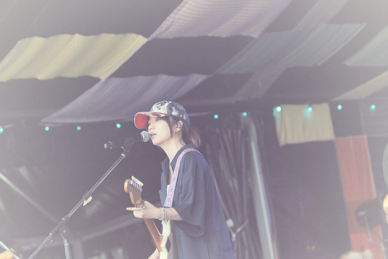 にしな - ミセス、ヒゲダン、セカオワ、aikoら出演！30周年の