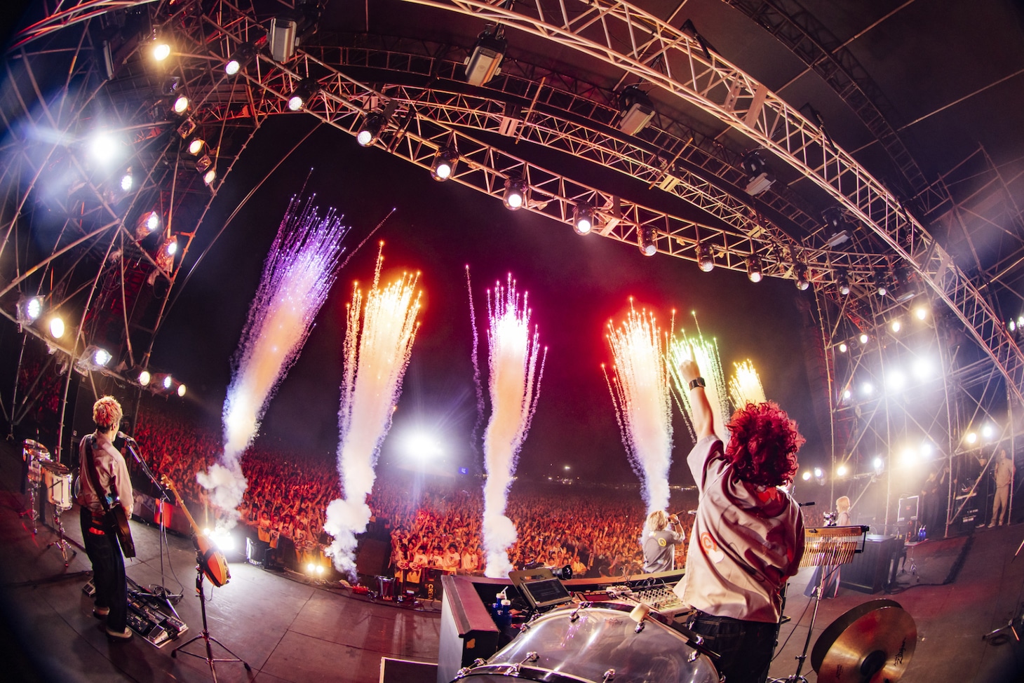 SEKAI NO OWARI