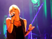 Vivyy  ©elements ltd.