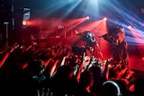 「カイジューバイミーONEMAN 『来航』」の様子。(Photo by KentaKUMEI)