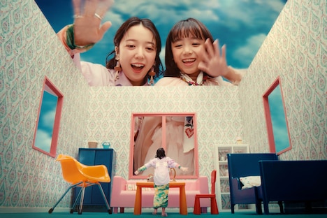 絢香「Wonder!」ミュージックビデオより。