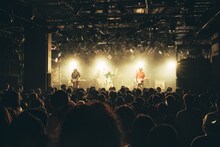 No Buses（撮影：雨宮透貴）