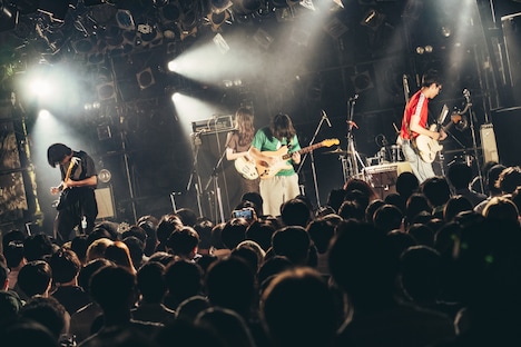 No Buses（撮影：雨宮透貴）