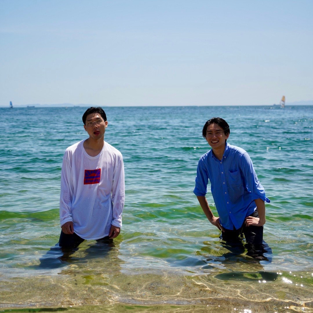 Akane Streaking Crowd