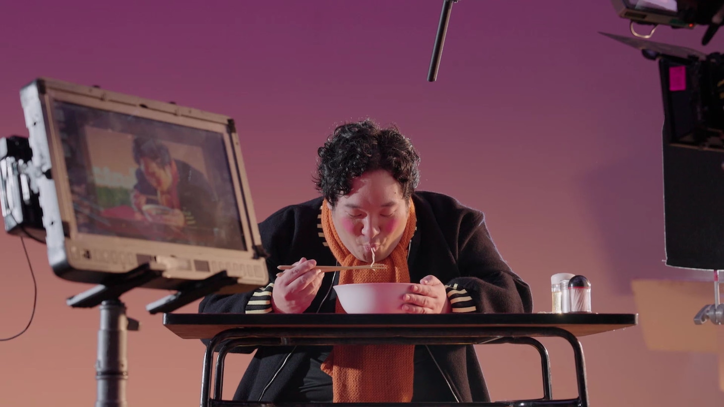 「明星 チャルメラ」新CM「伝えなきゃ」編メイキング。