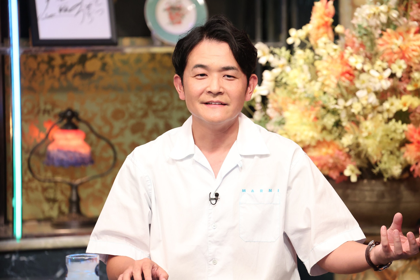 「酒のツマミになる話」より、ノブ（千鳥）。©フジテレビ