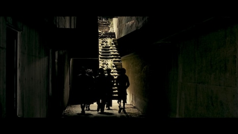 lynch.「BRINGER」ミュージックビデオより。