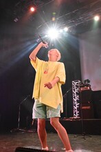 ゲストとして登場したBIKKE（TOKYO No.1 SOUL SET、Nathalie Wise）。（撮影：浦田大作）