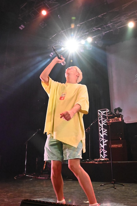 ゲストとして登場したBIKKE（TOKYO No.1 SOUL SET、Nathalie Wise）。（撮影：浦田大作）