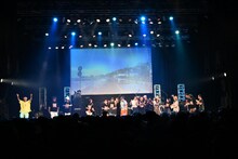 hy4_4yhとお世話になってる皆様（撮影：浦田大作）