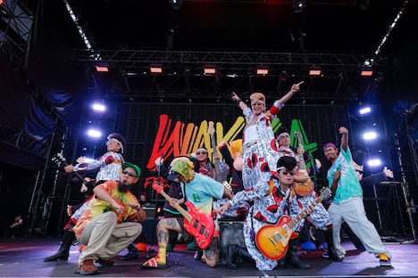 氣志團とWANIMAのコラボレーションの様子。（Photo by SARU［SARUYA AYUMI］）