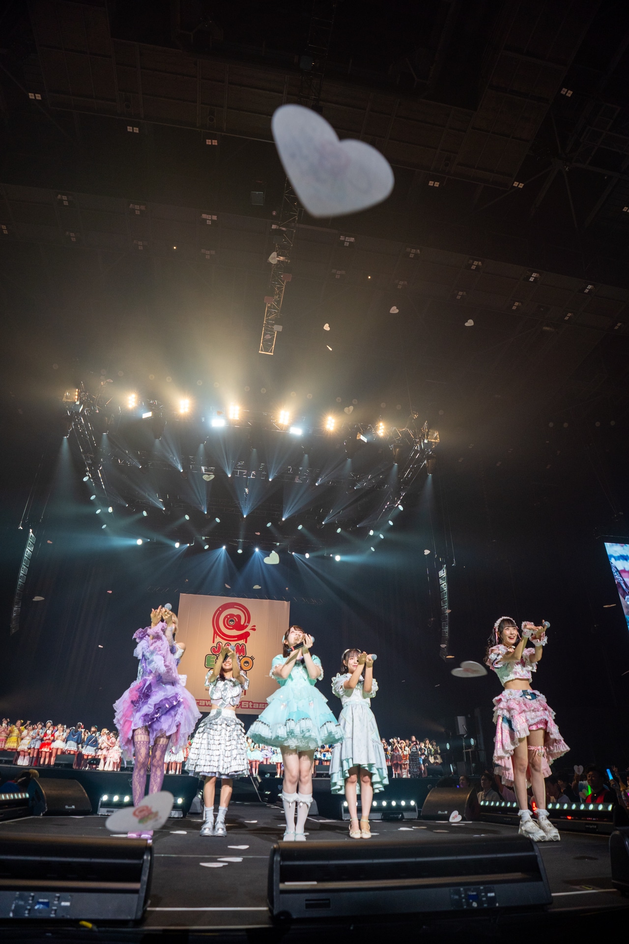 「@JAM EXPO 2025 supported by UP-T」グランドフィナーレでパフォーマンスする@JAM ALLSTARS 2025。