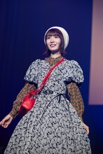 「Zipper」ファッションショーに登場した夏目涼風（ラフ×ラフ）。