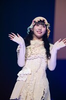 「Zipper」ファッションショーに登場した星こと（ギガLOVEアップビート）。