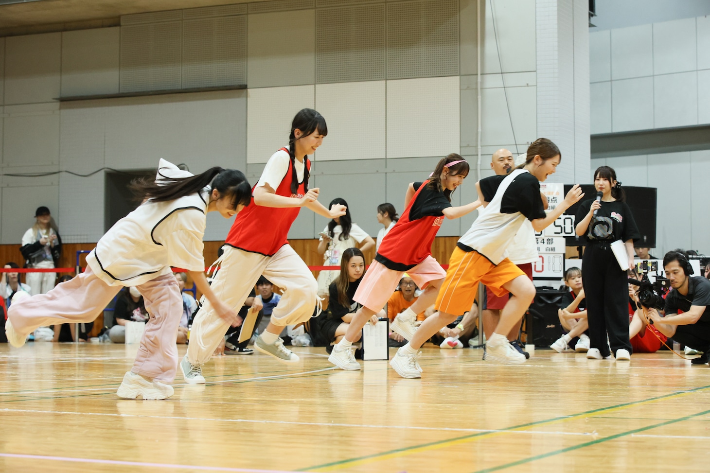 「@JAM EXPO 2025 supported by UP-T アイドル大運動会」の様子。