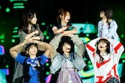 乃木坂46「真夏の全国ツアー2025」より「ってかさ」パフォーマンスの様子。（Photo by 鈴木健太［KENTA Inc.］）