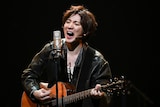ガイを演じる京本大我。