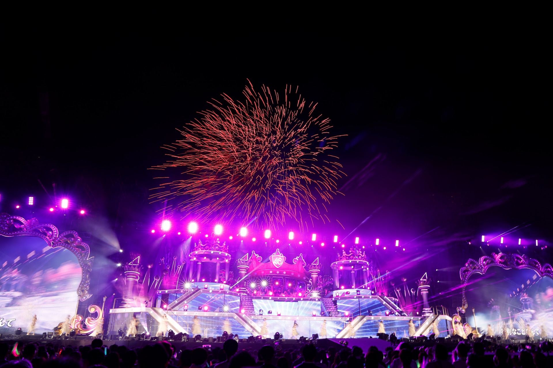 乃木坂46、“聖地”神宮で迎えた10回目の夏（ライブレポート / 写真51枚