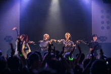 ExWHYZ（Photo by MAYUMI）