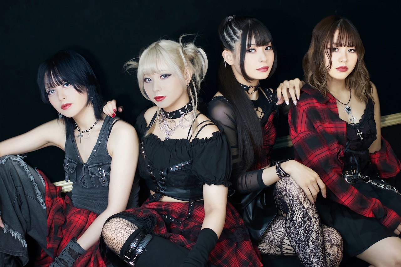 4人組アイドル・Tri-Sphereが初のバンドセットワンマン開催、パン