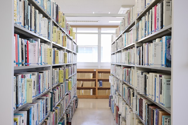 CDやレコードだけでなく、音楽に関する書籍も豊富に取りそろえられている。