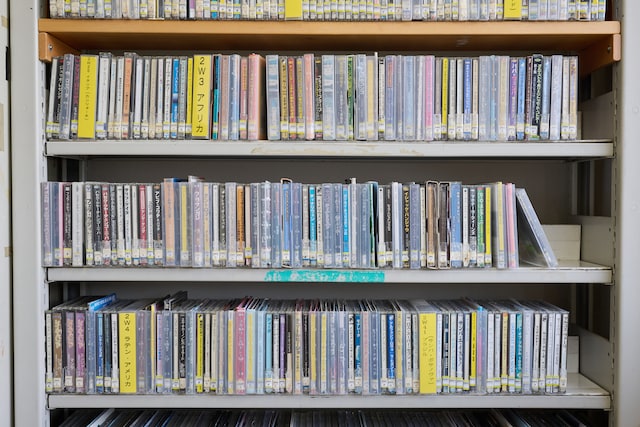 アフリカ音楽やブラジル音楽のCDも。