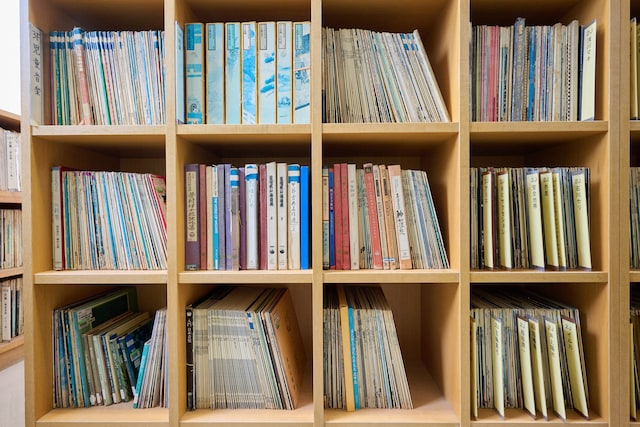 純邦楽や児童音楽の資料を所蔵したスペース。