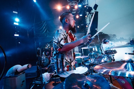 FUJI（Dr, Cho / WANIMA）（Photo by Yukihide "JON..." Takimoto）